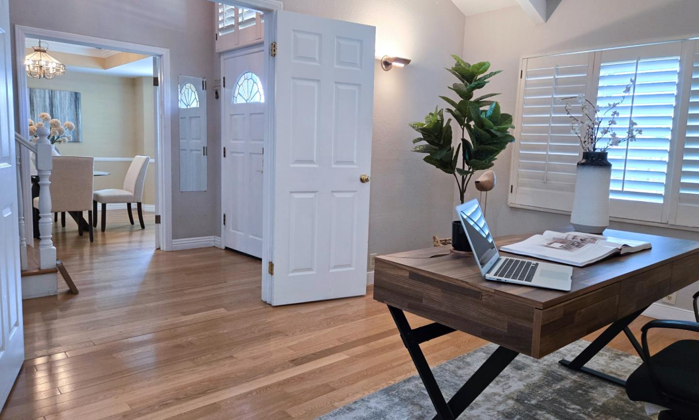 Detail Gallery Image 6 of 38 For 1812 Clark Ln a,  Redondo Beach,  CA 90278 - 4 Beds | 3 Baths