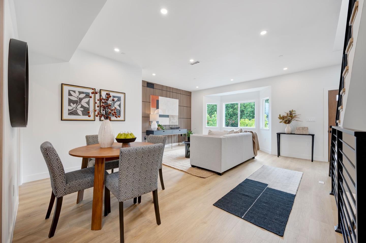 Detail Gallery Image 10 of 30 For 313 6th Ave, Menlo Park,  CA 94025 - 3 Beds | 3 Baths
