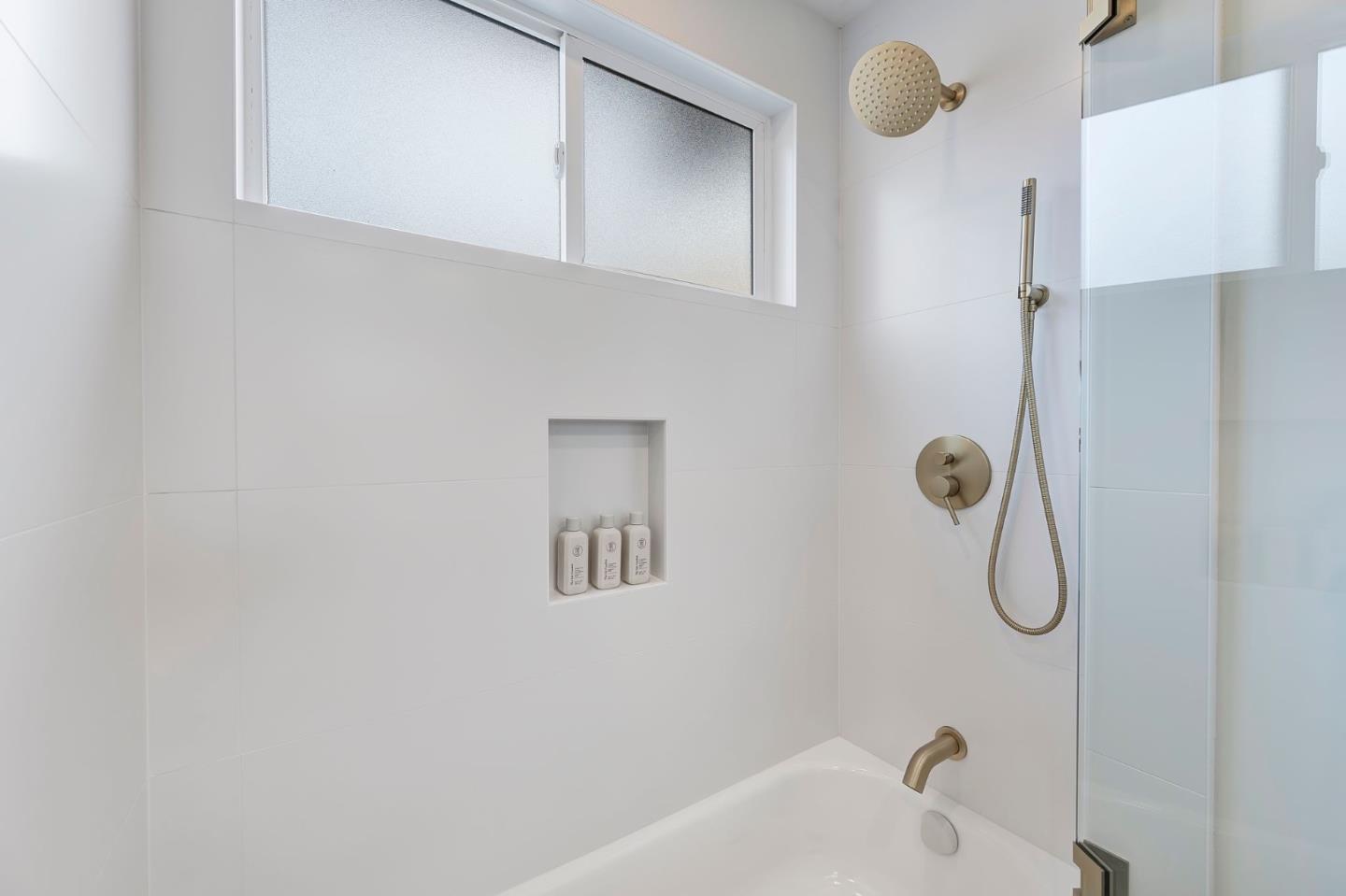 Detail Gallery Image 22 of 30 For 313 6th Ave, Menlo Park,  CA 94025 - 3 Beds | 3 Baths