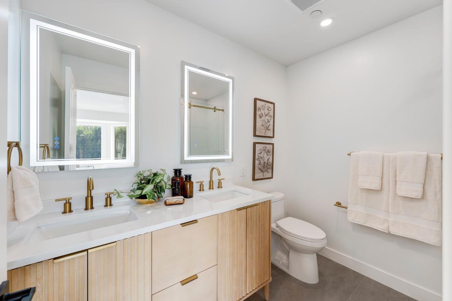 Detail Gallery Image 27 of 30 For 313 6th Ave, Menlo Park,  CA 94025 - 3 Beds | 3 Baths