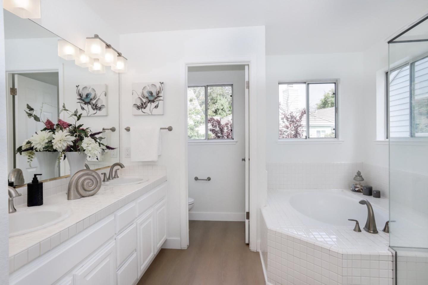 Detail Gallery Image 29 of 43 For 2038 Kington Pl, Santa Clara,  CA 95051 - 3 Beds | 3 Baths