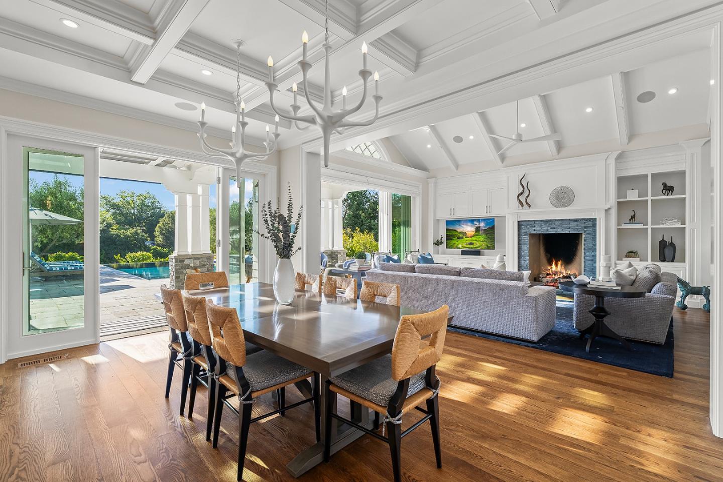 Detail Gallery Image 13 of 70 For 14966 Sobey Rd, Saratoga,  CA 95070 - 5 Beds | 5/2 Baths