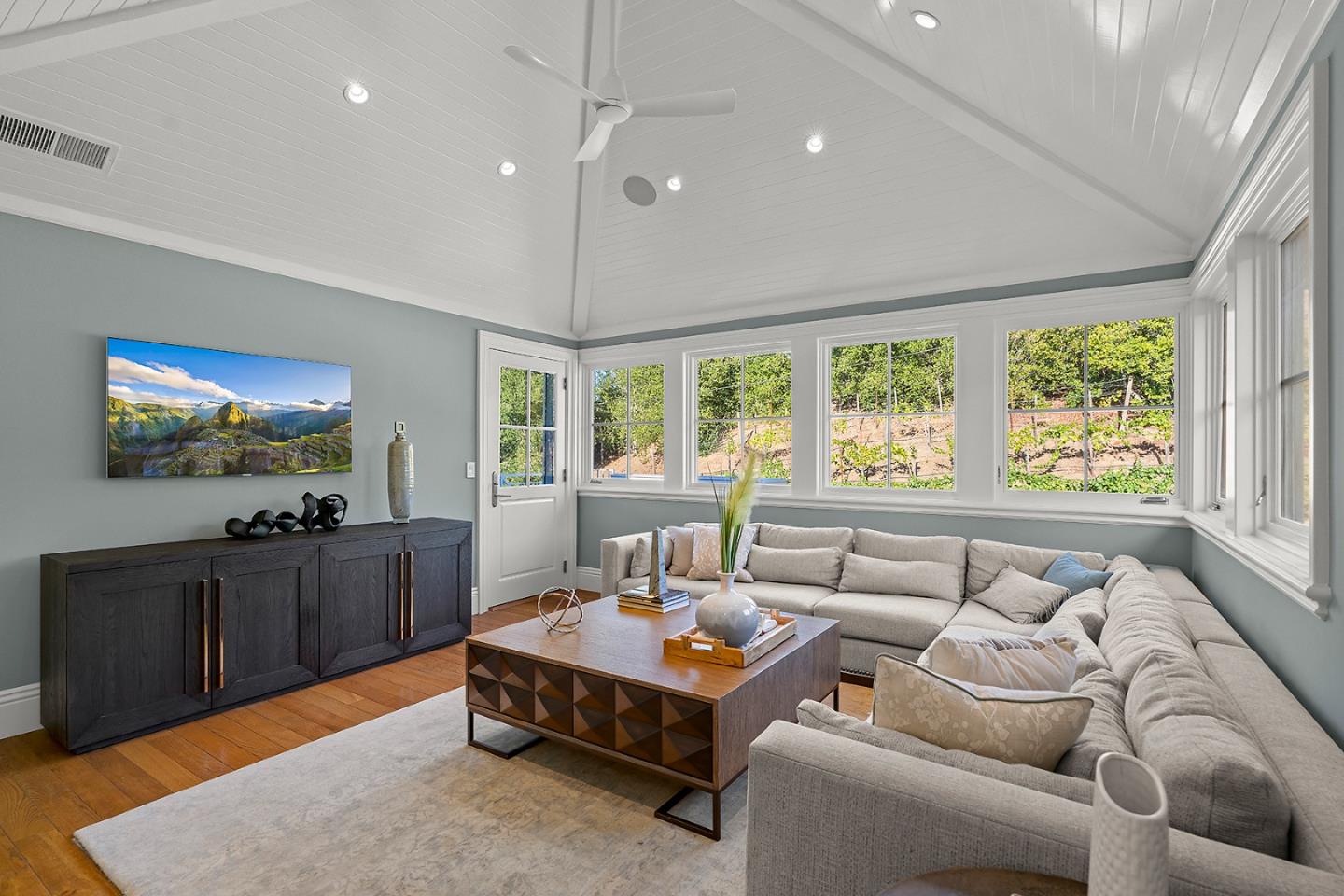 Detail Gallery Image 35 of 70 For 14966 Sobey Rd, Saratoga,  CA 95070 - 5 Beds | 5/2 Baths