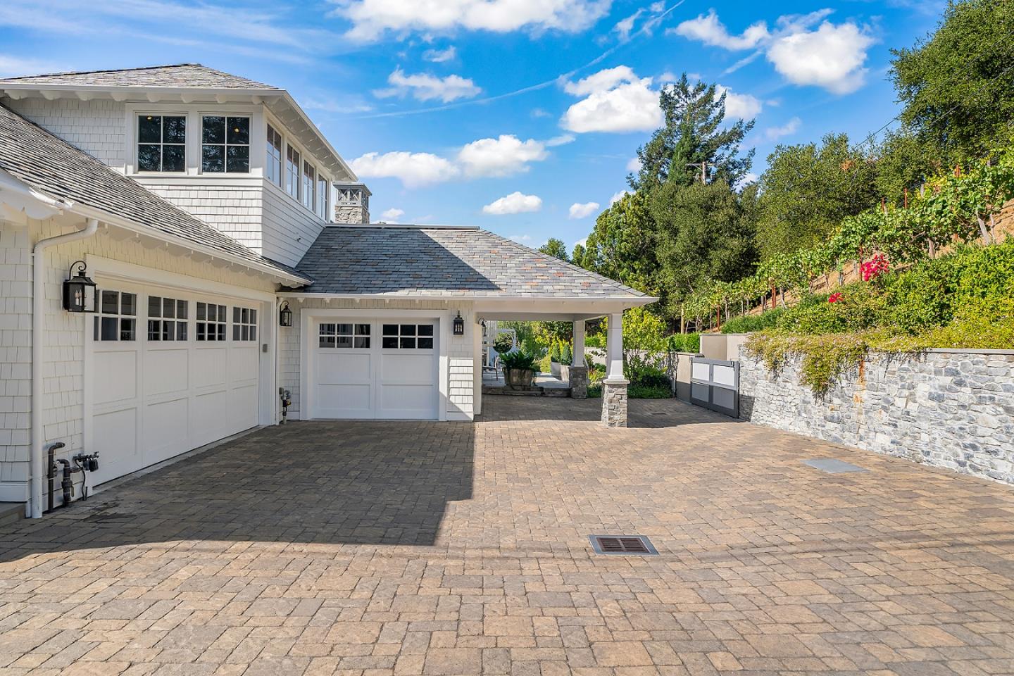 Detail Gallery Image 4 of 70 For 14966 Sobey Rd, Saratoga,  CA 95070 - 5 Beds | 5/2 Baths