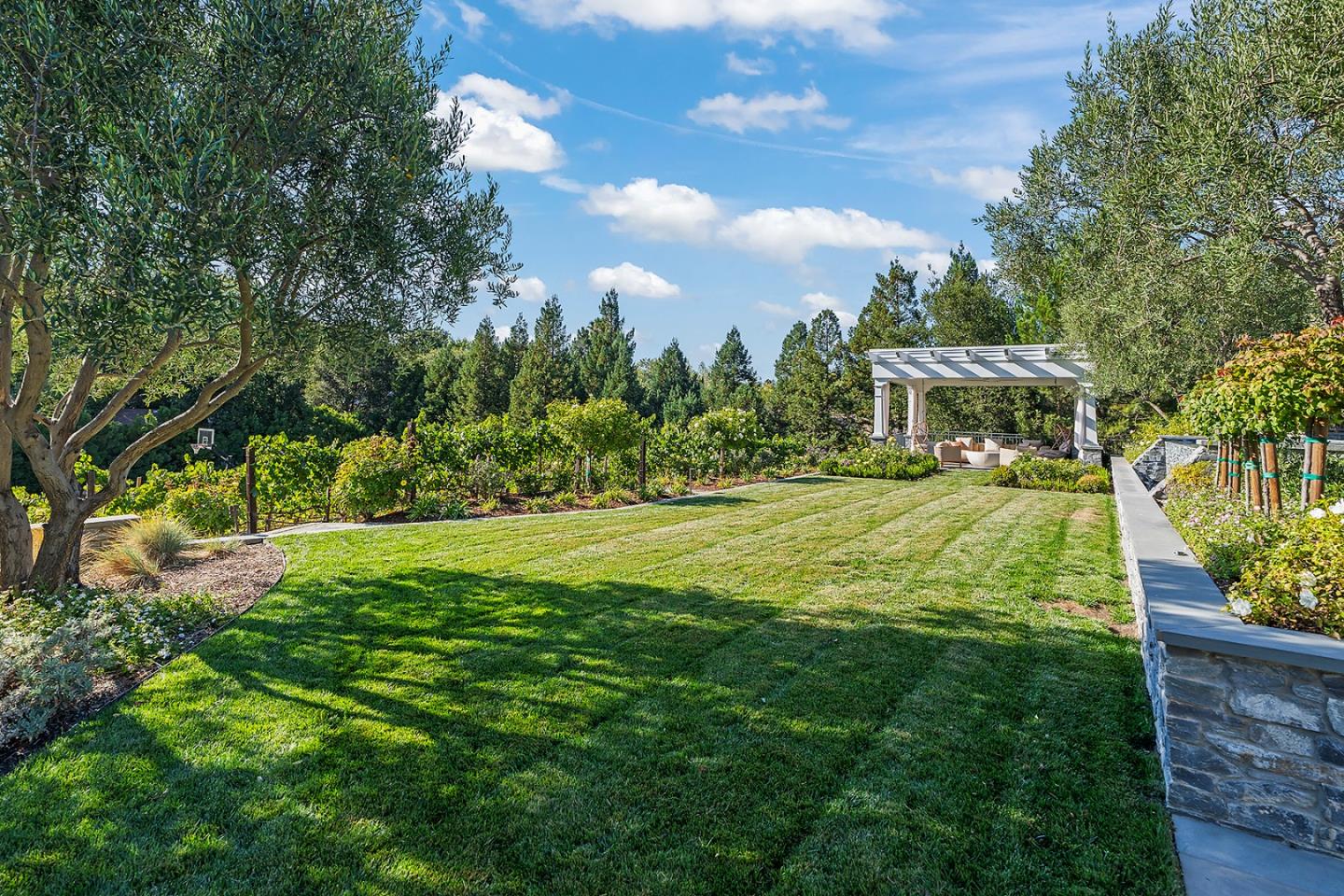 Detail Gallery Image 63 of 70 For 14966 Sobey Rd, Saratoga,  CA 95070 - 5 Beds | 5/2 Baths
