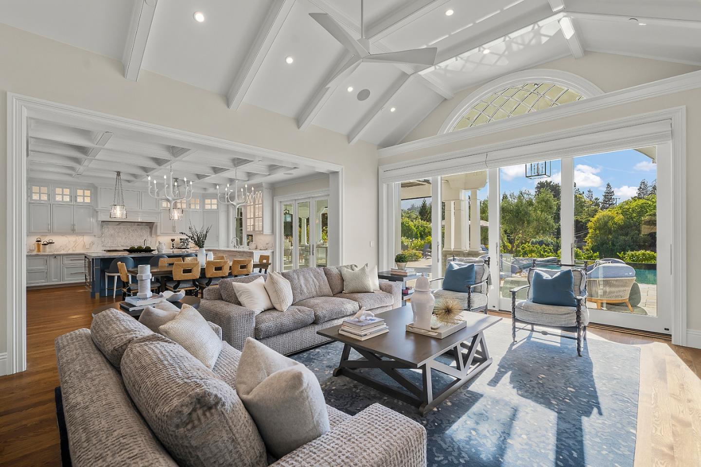 Detail Gallery Image 9 of 70 For 14966 Sobey Rd, Saratoga,  CA 95070 - 5 Beds | 5/2 Baths