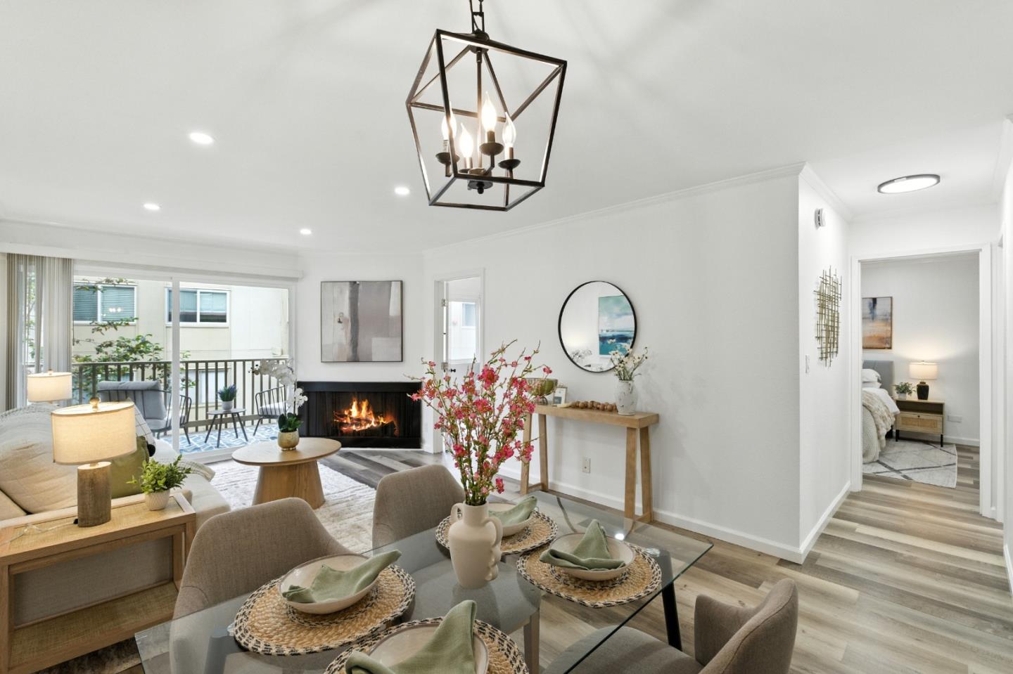 Detail Gallery Image 12 of 39 For 373 Half Moon Ln #108,  Daly City,  CA 94015 - 2 Beds | 1 Baths