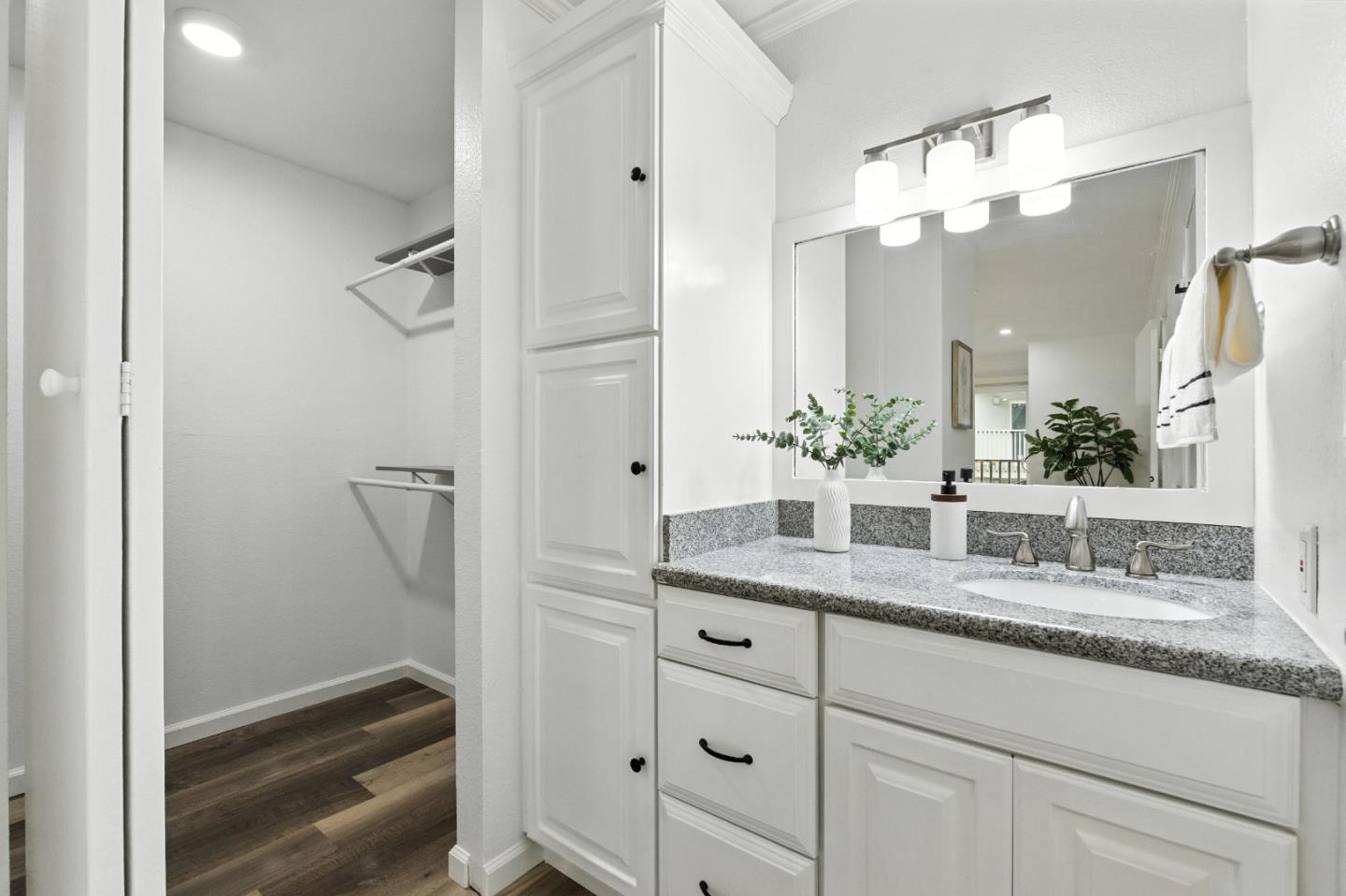 Detail Gallery Image 20 of 39 For 373 Half Moon Ln #108,  Daly City,  CA 94015 - 2 Beds | 1 Baths