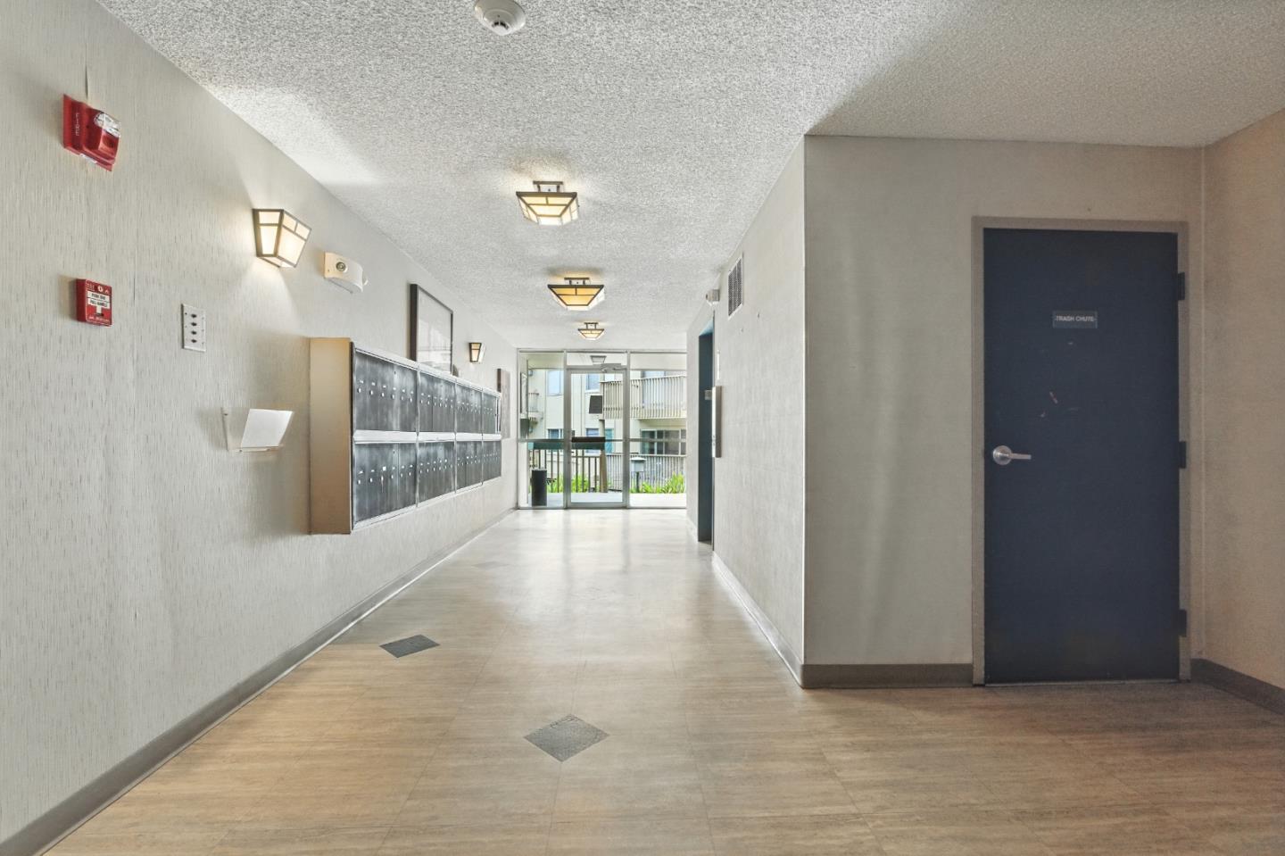 Detail Gallery Image 38 of 39 For 373 Half Moon Ln #108,  Daly City,  CA 94015 - 2 Beds | 1 Baths