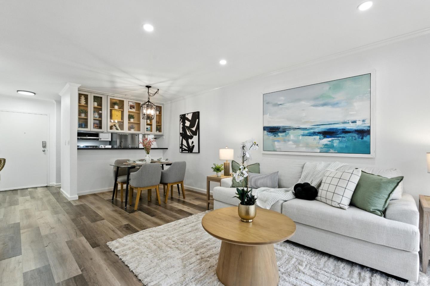 Detail Gallery Image 5 of 39 For 373 Half Moon Ln #108,  Daly City,  CA 94015 - 2 Beds | 1 Baths