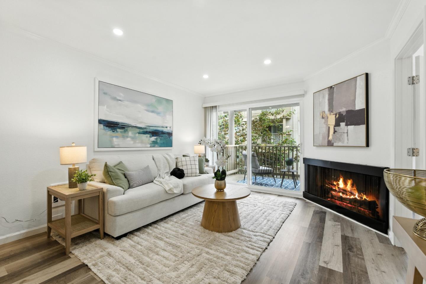 Detail Gallery Image 7 of 39 For 373 Half Moon Ln #108,  Daly City,  CA 94015 - 2 Beds | 1 Baths
