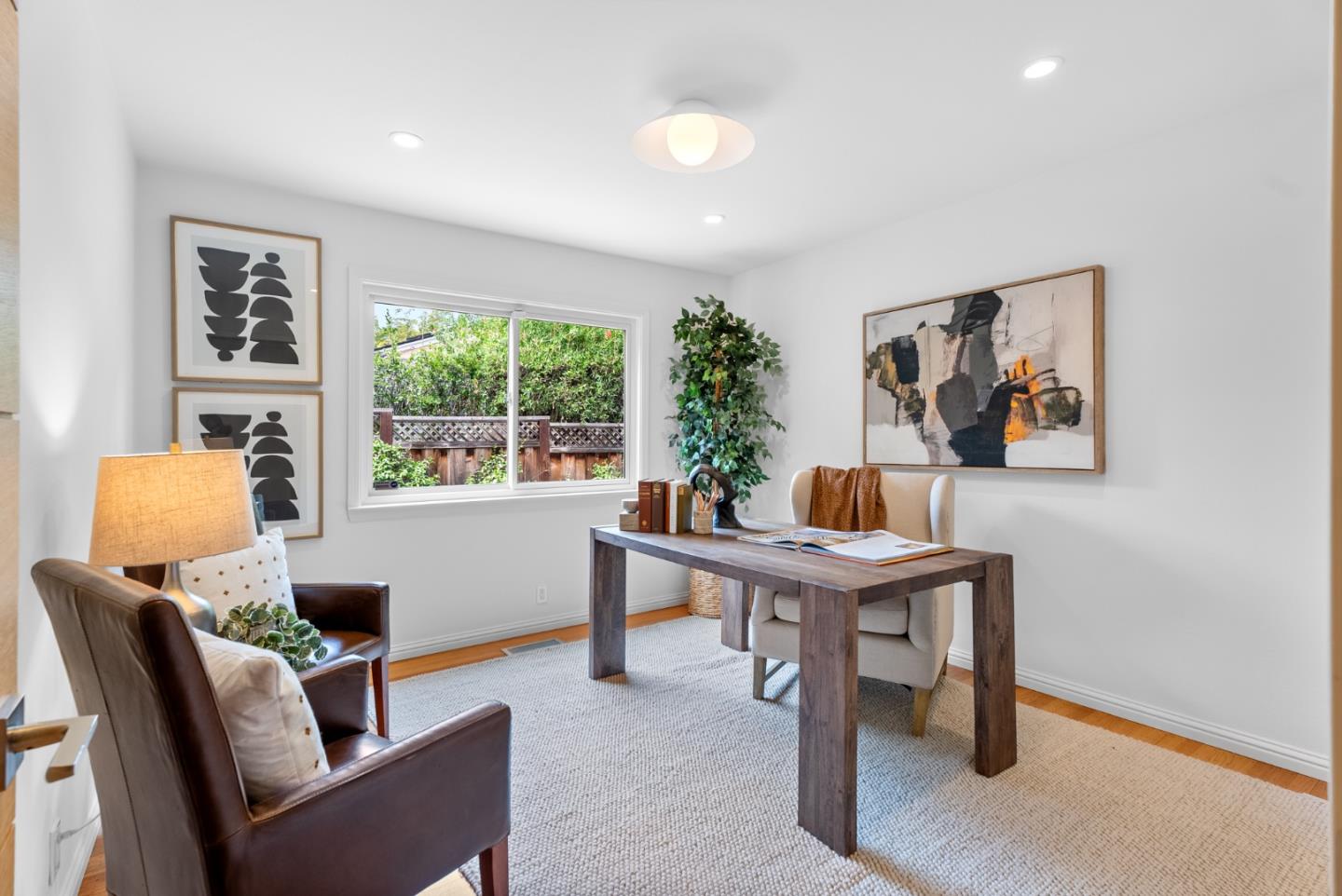 Detail Gallery Image 16 of 35 For 730 Monte Rosa Dr, Menlo Park,  CA 94025 - 4 Beds | 2/1 Baths