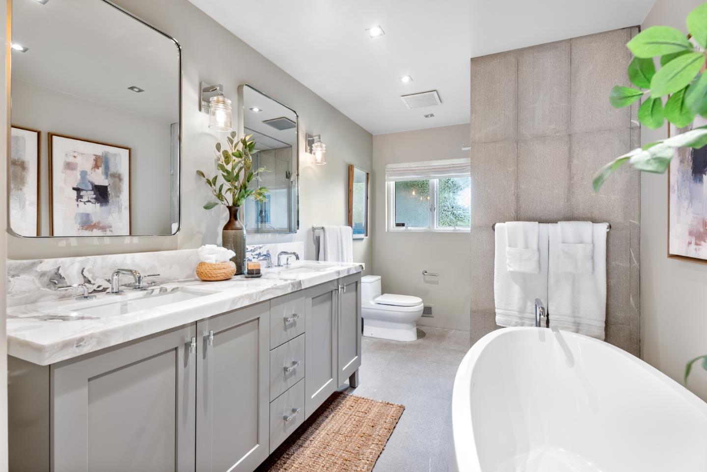 Detail Gallery Image 18 of 35 For 730 Monte Rosa Dr, Menlo Park,  CA 94025 - 4 Beds | 2/1 Baths