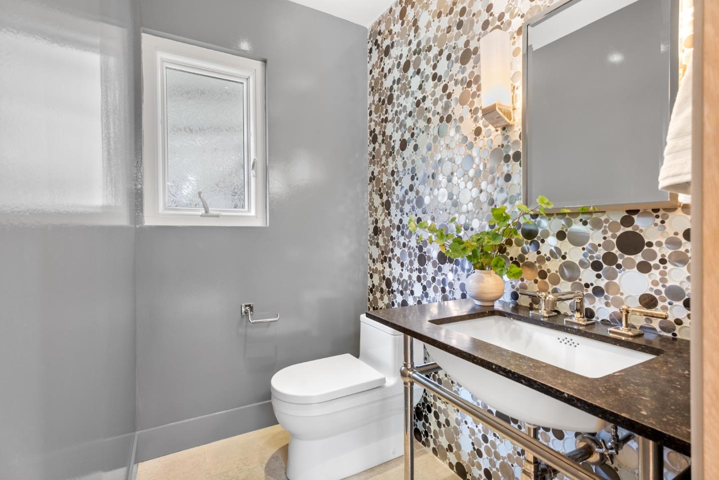 Detail Gallery Image 19 of 35 For 730 Monte Rosa Dr, Menlo Park,  CA 94025 - 4 Beds | 2/1 Baths