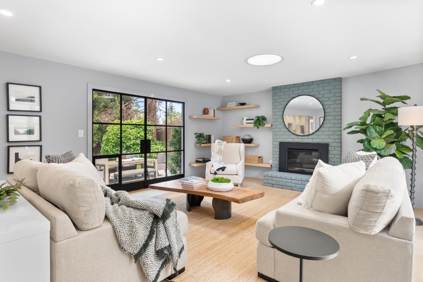 Detail Gallery Image 20 of 35 For 730 Monte Rosa Dr, Menlo Park,  CA 94025 - 4 Beds | 2/1 Baths