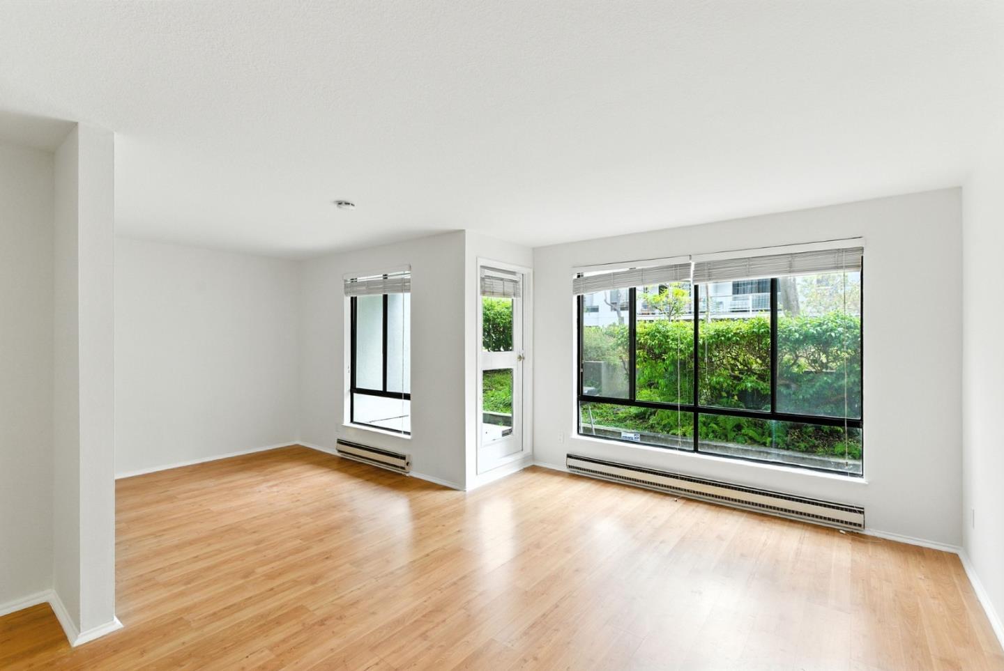 Detail Gallery Image 6 of 14 For 8 Admiral Dr #239,  Emeryville,  CA 94608 - 0 Beds | 1 Baths