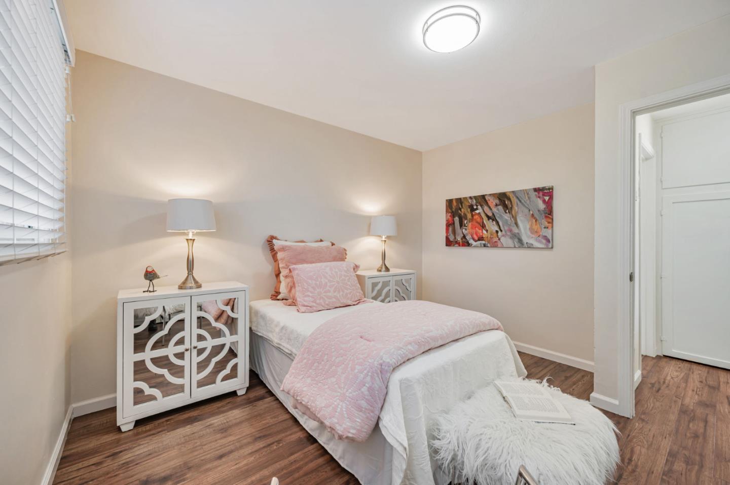 Detail Gallery Image 24 of 32 For 508 Wessex Way, Belmont,  CA 94002 - – Beds | – Baths