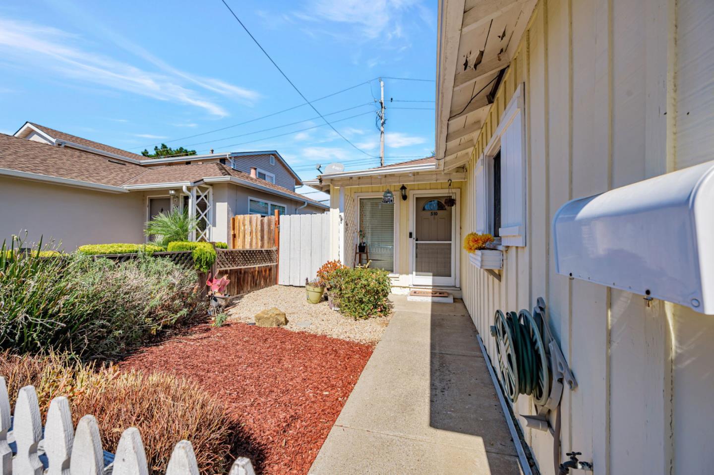 Detail Gallery Image 4 of 32 For 508 Wessex Way, Belmont,  CA 94002 - – Beds | – Baths