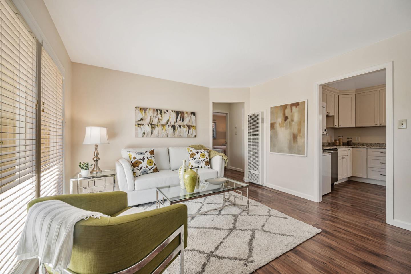 Detail Gallery Image 8 of 32 For 508 Wessex Way, Belmont,  CA 94002 - – Beds | – Baths
