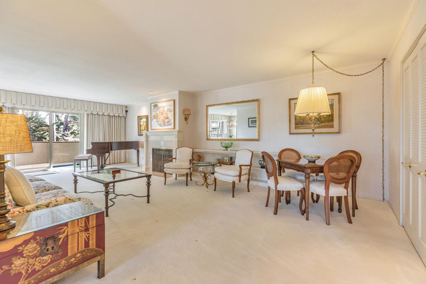 Detail Gallery Image 14 of 47 For 59 Skyline Crest Dr, Monterey,  CA 93940 - 3 Beds | 3 Baths