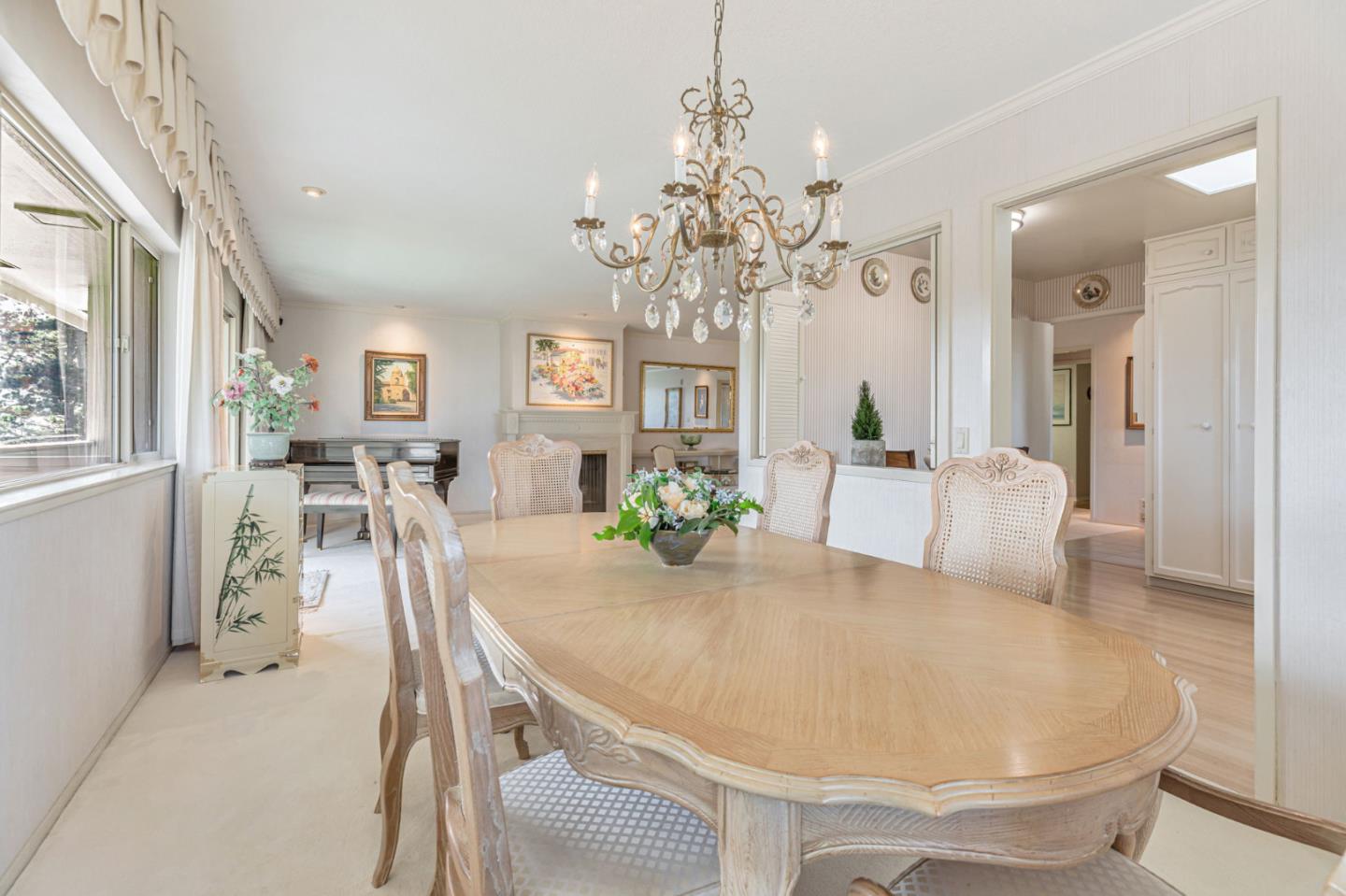 Detail Gallery Image 7 of 47 For 59 Skyline Crest Dr, Monterey,  CA 93940 - 3 Beds | 3 Baths