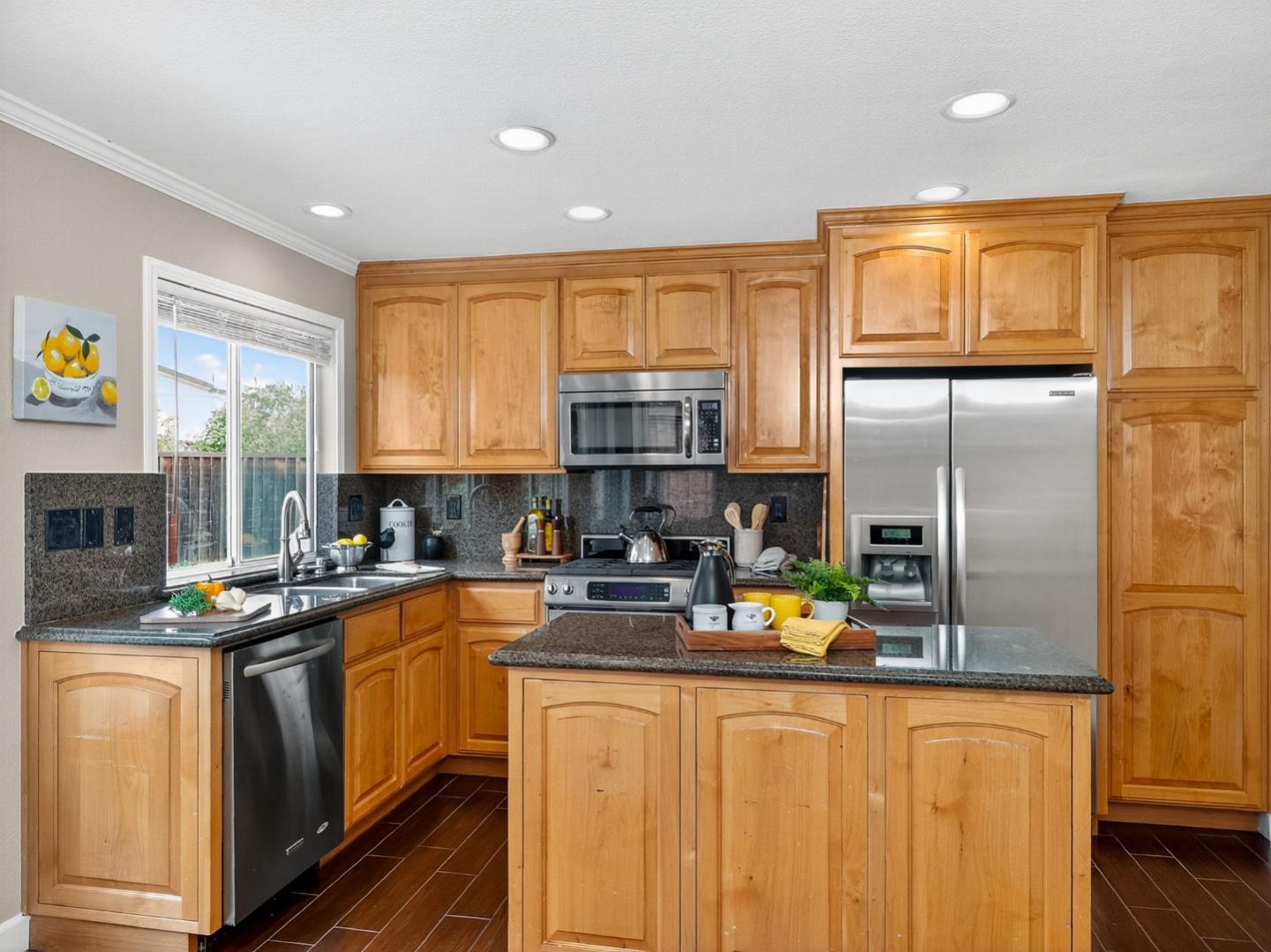 Detail Gallery Image 4 of 50 For 1473 Pheasant Dr, Gilroy,  CA 95020 - 4 Beds | 3 Baths