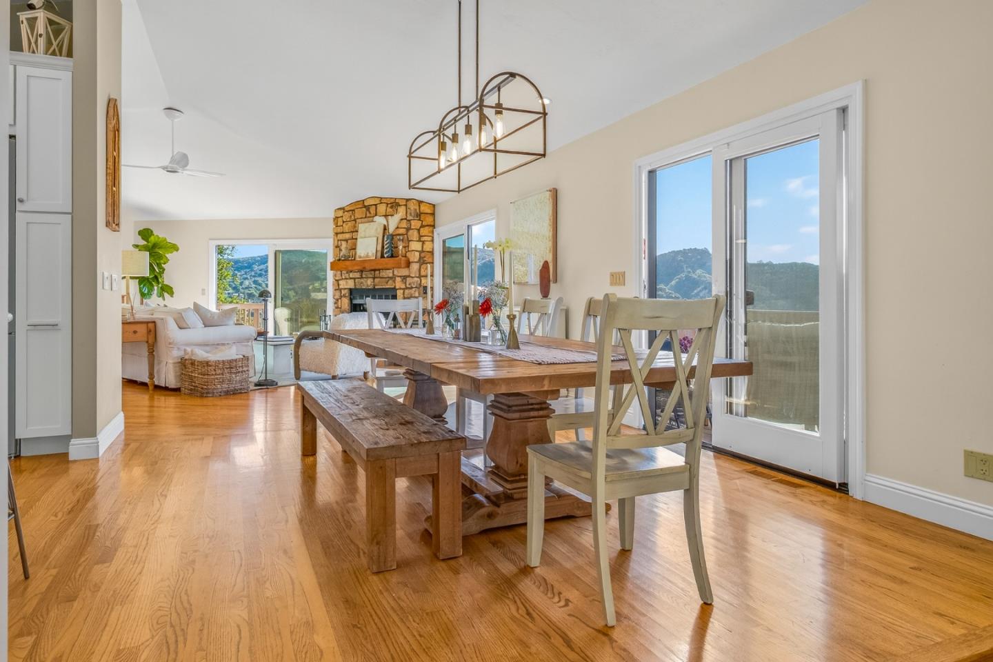 Detail Gallery Image 9 of 41 For 225 San Benancio Rd, Salinas,  CA 93908 - 3 Beds | 2 Baths