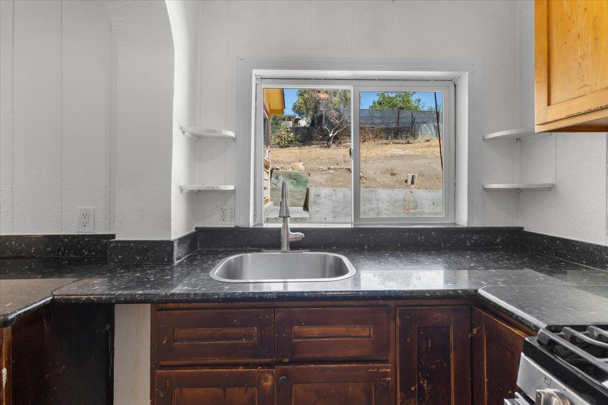 Detail Gallery Image 13 of 53 For 2145 Mount Pleasant Rd, San Jose,  CA 95148 - 4 Beds | 2 Baths