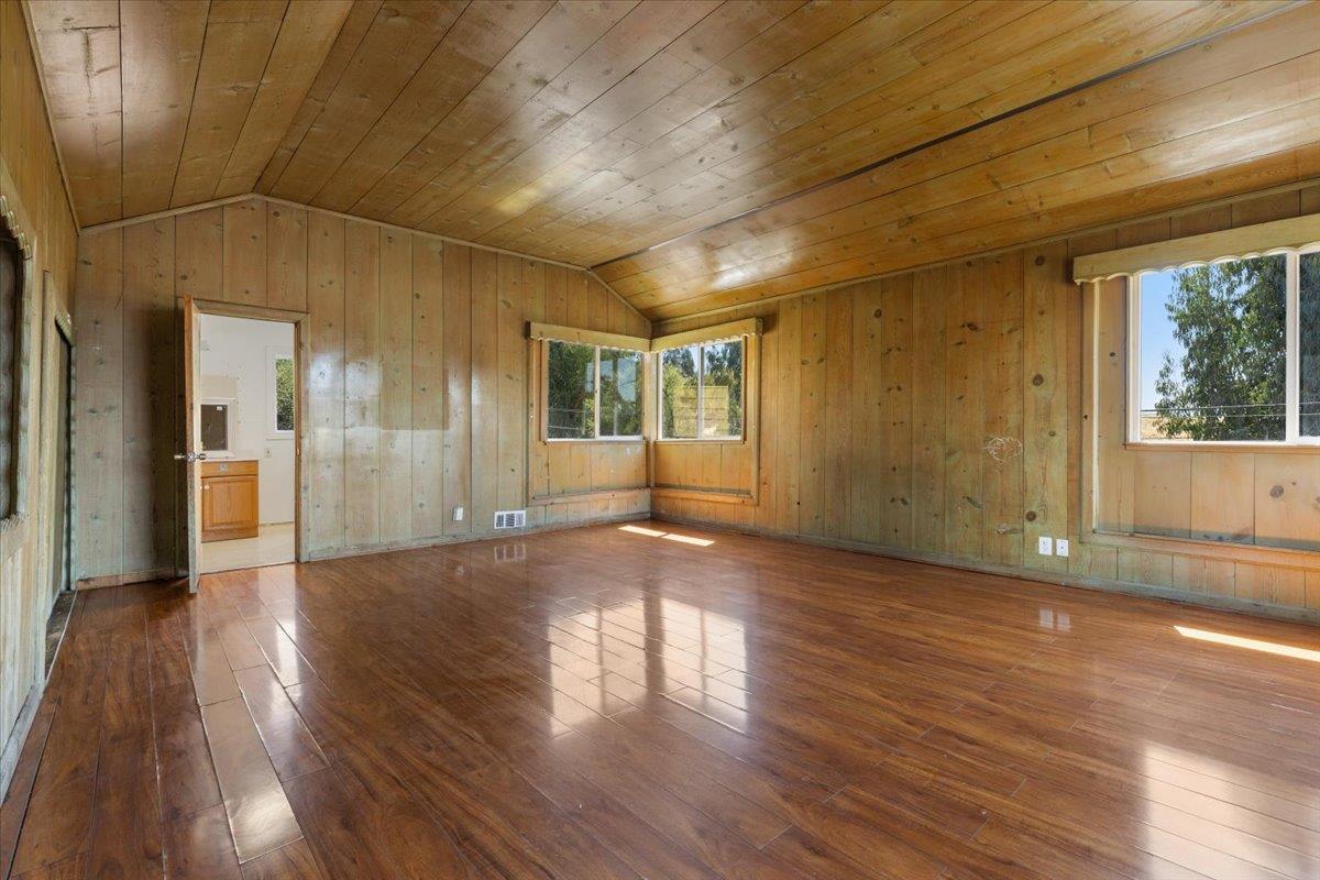 Detail Gallery Image 20 of 53 For 2145 Mount Pleasant Rd, San Jose,  CA 95148 - 4 Beds | 2 Baths