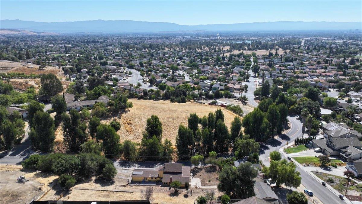 Detail Gallery Image 45 of 53 For 2145 Mount Pleasant Rd, San Jose,  CA 95148 - 4 Beds | 2 Baths
