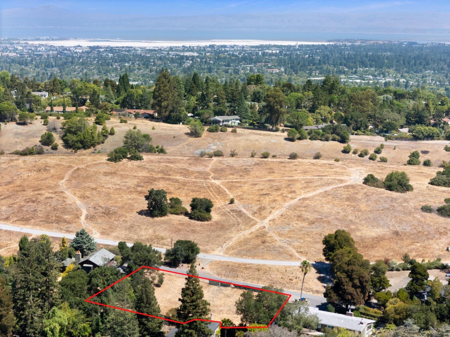 Detail Gallery Image 12 of 14 For 152 Alta Mesa Rd, Woodside,  CA 94062 - – Beds | – Baths