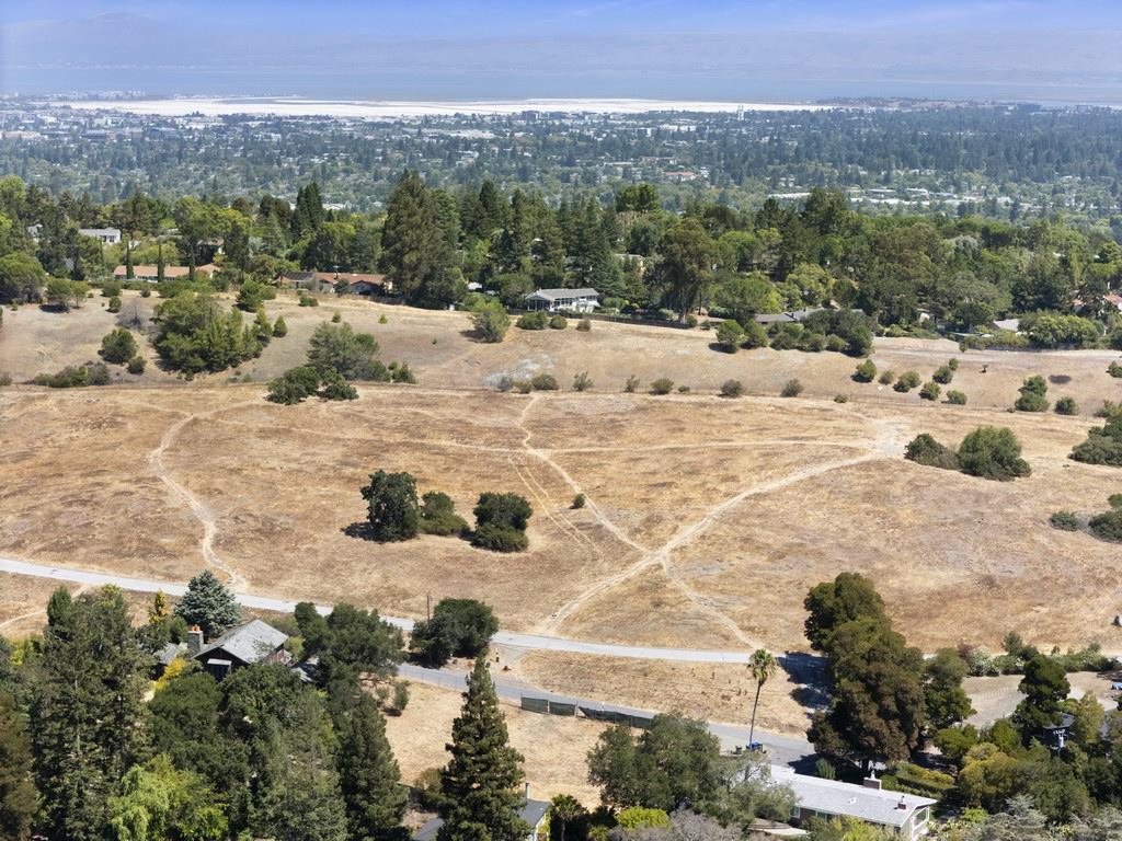 Detail Gallery Image 5 of 10 For 152 Alta Mesa Rd, Woodside,  CA 94062 - – Beds | – Baths