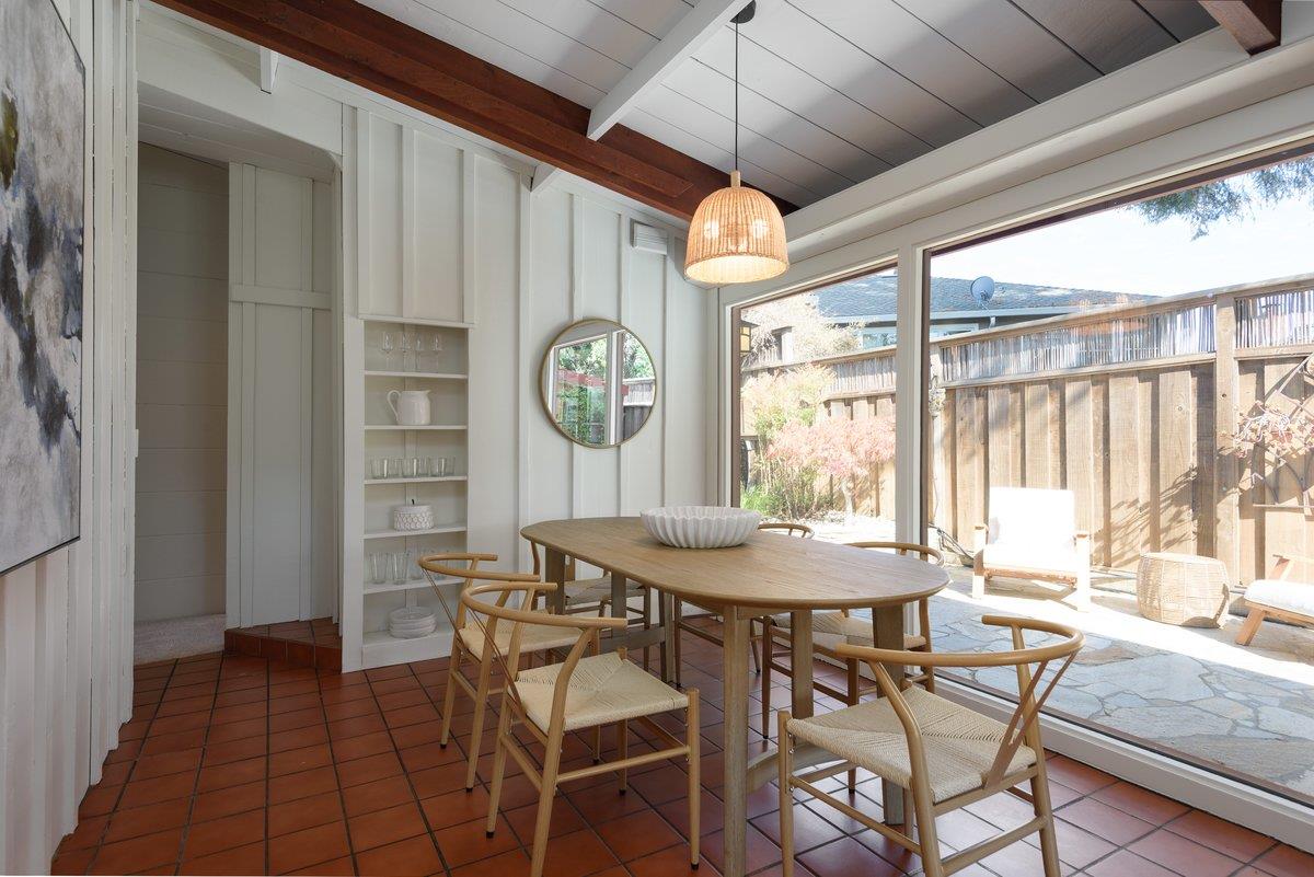 Detail Gallery Image 11 of 21 For 66 Hilltop, San Carlos,  CA 94070 - 2 Beds | 1 Baths