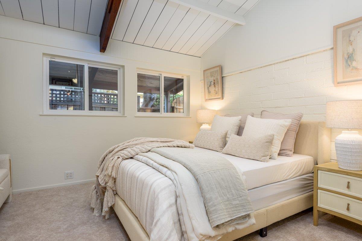 Detail Gallery Image 13 of 21 For 66 Hilltop, San Carlos,  CA 94070 - 2 Beds | 1 Baths