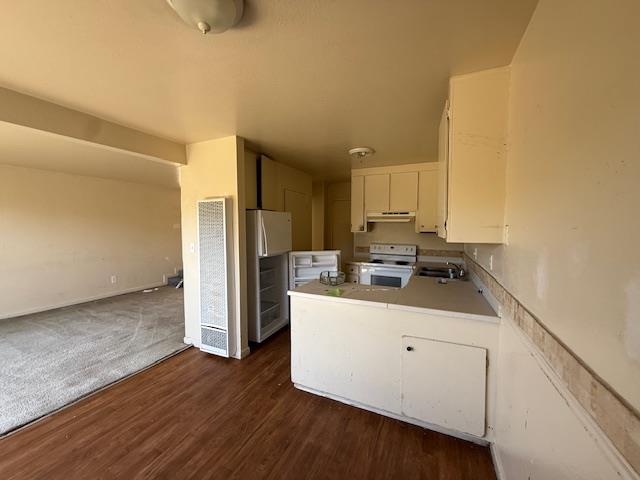 Detail Gallery Image 3 of 14 For 917 Acosta Plz #4,  Salinas,  CA 93905 - 3 Beds | 1/1 Baths