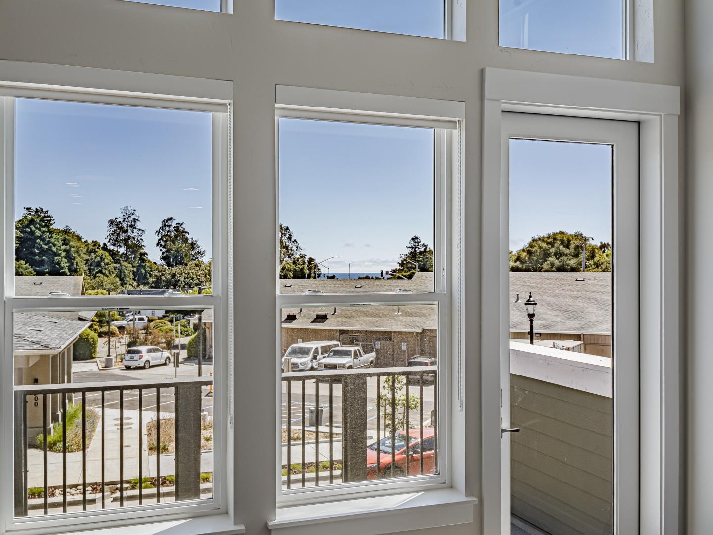 Detail Gallery Image 10 of 47 For 121 Aptos Village Way #1,  Aptos,  CA 95003 - 2 Beds | 2 Baths