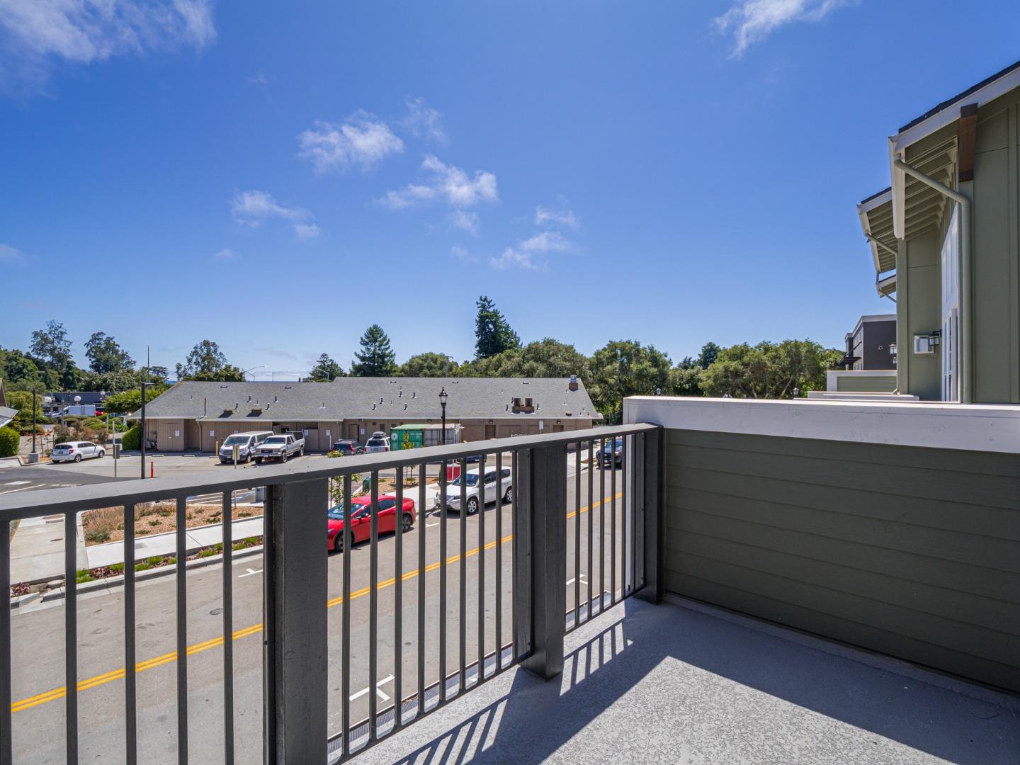 Detail Gallery Image 14 of 47 For 121 Aptos Village Way #1,  Aptos,  CA 95003 - 2 Beds | 2 Baths