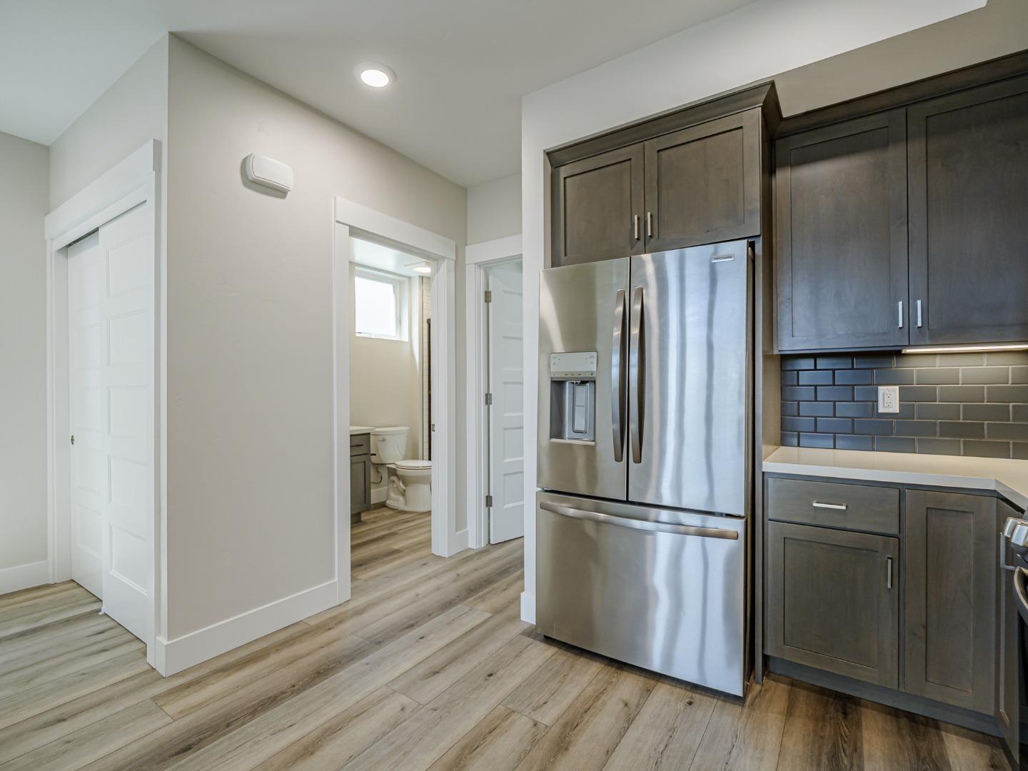Detail Gallery Image 5 of 47 For 121 Aptos Village Way #1,  Aptos,  CA 95003 - 2 Beds | 2 Baths
