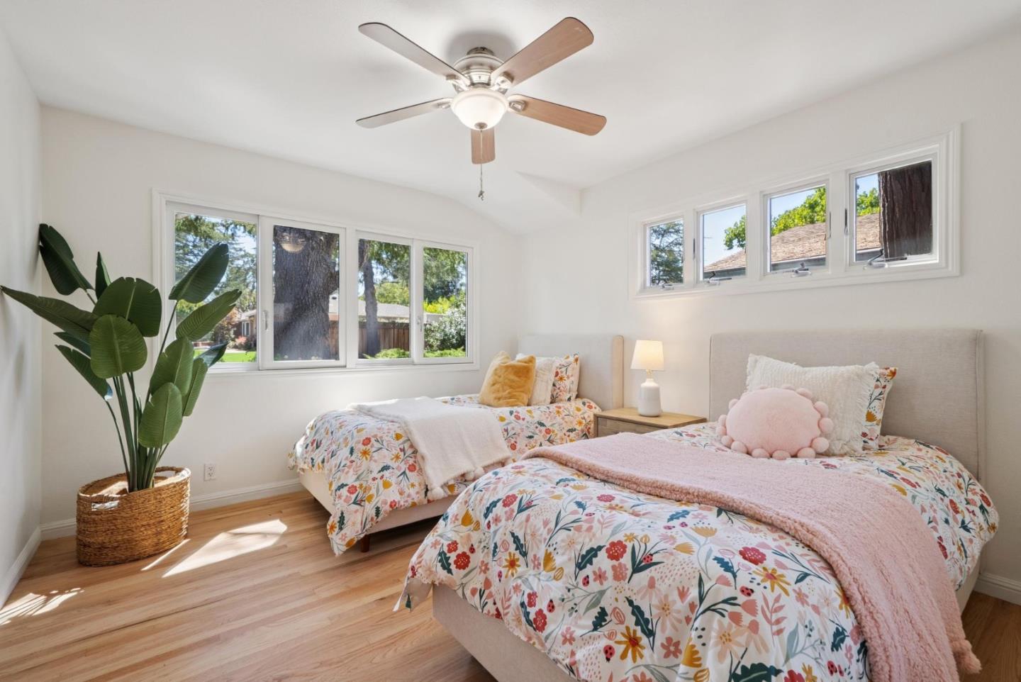 Detail Gallery Image 18 of 37 For 18371 Montpere Way, Saratoga,  CA 95070 - 3 Beds | 2 Baths