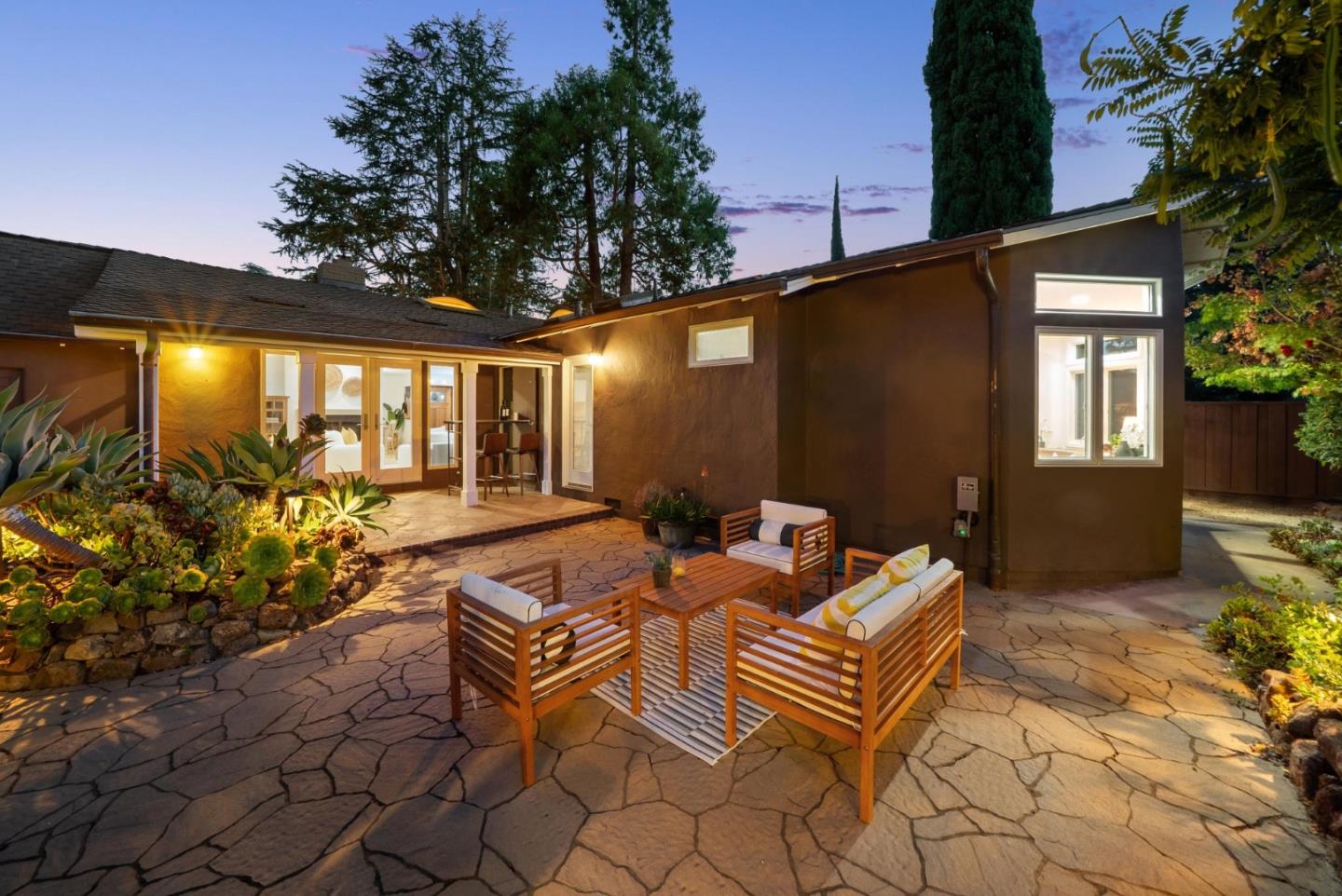 Detail Gallery Image 33 of 37 For 18371 Montpere Way, Saratoga,  CA 95070 - 3 Beds | 2 Baths