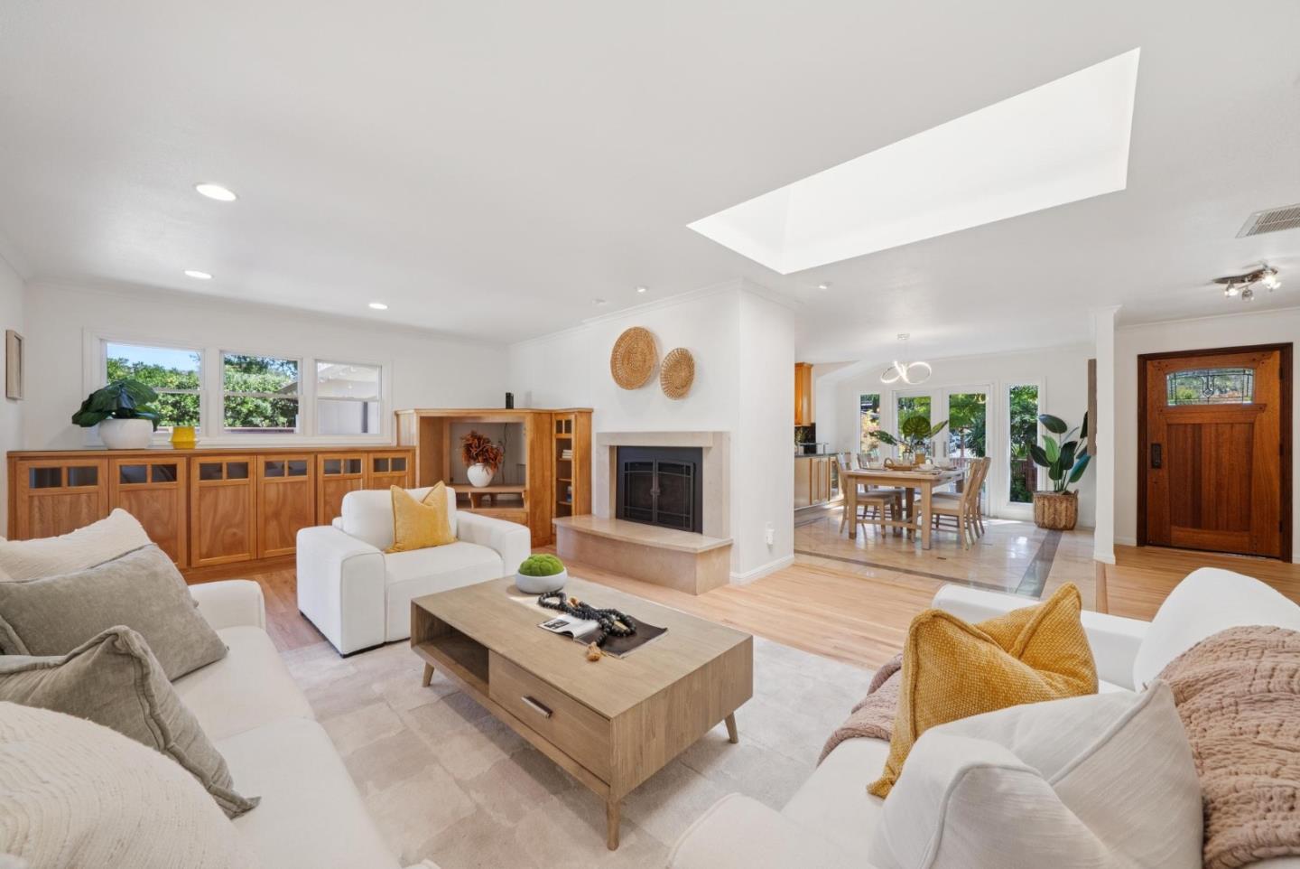 Detail Gallery Image 4 of 37 For 18371 Montpere Way, Saratoga,  CA 95070 - 3 Beds | 2 Baths