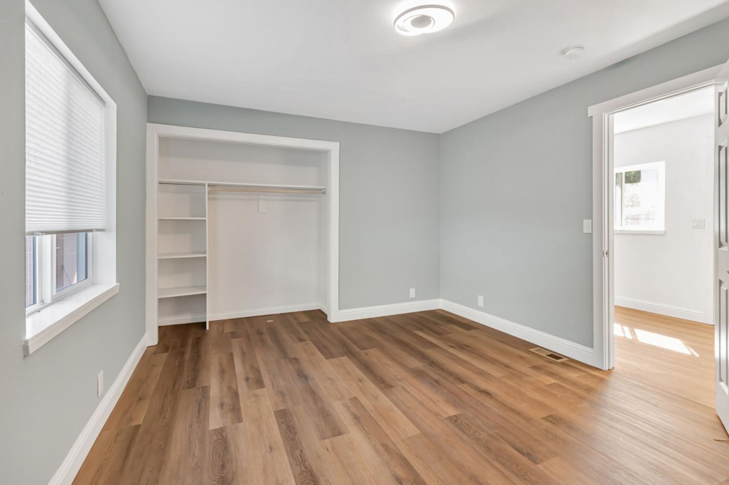 Detail Gallery Image 22 of 34 For 962 S 10th St, San Jose,  CA 95112 - 4 Beds | 2/1 Baths