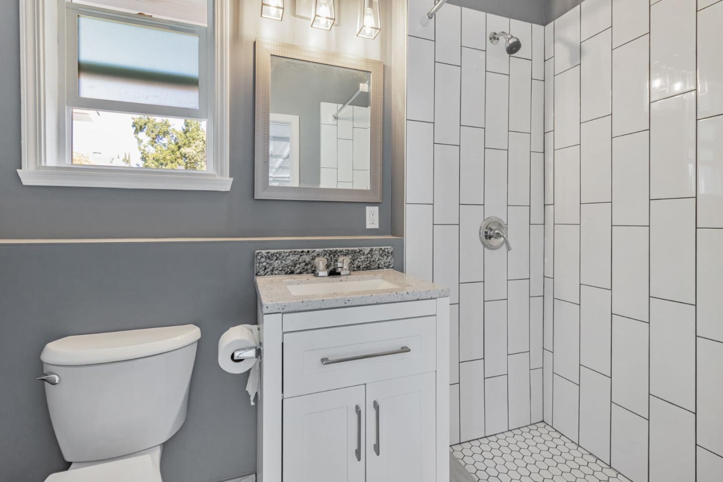 Detail Gallery Image 30 of 34 For 962 S 10th St, San Jose,  CA 95112 - 4 Beds | 2/1 Baths