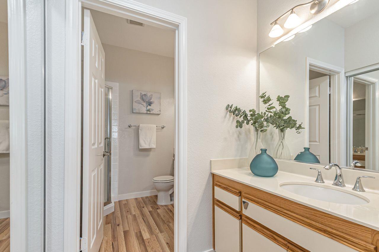 Detail Gallery Image 18 of 24 For 5879 Lake Almanor Dr, San Jose,  CA 95123 - 2 Beds | 2 Baths