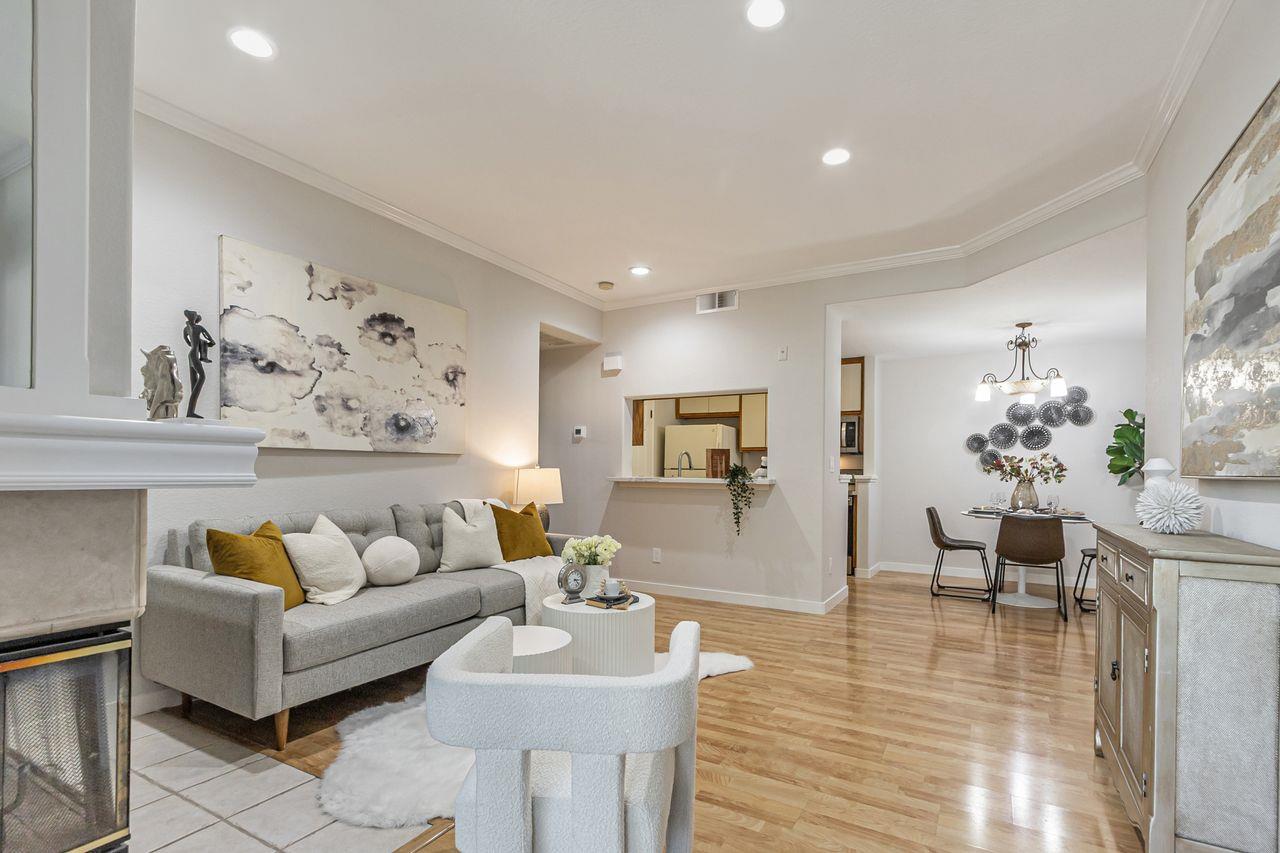 Detail Gallery Image 6 of 24 For 5879 Lake Almanor Dr, San Jose,  CA 95123 - 2 Beds | 2 Baths
