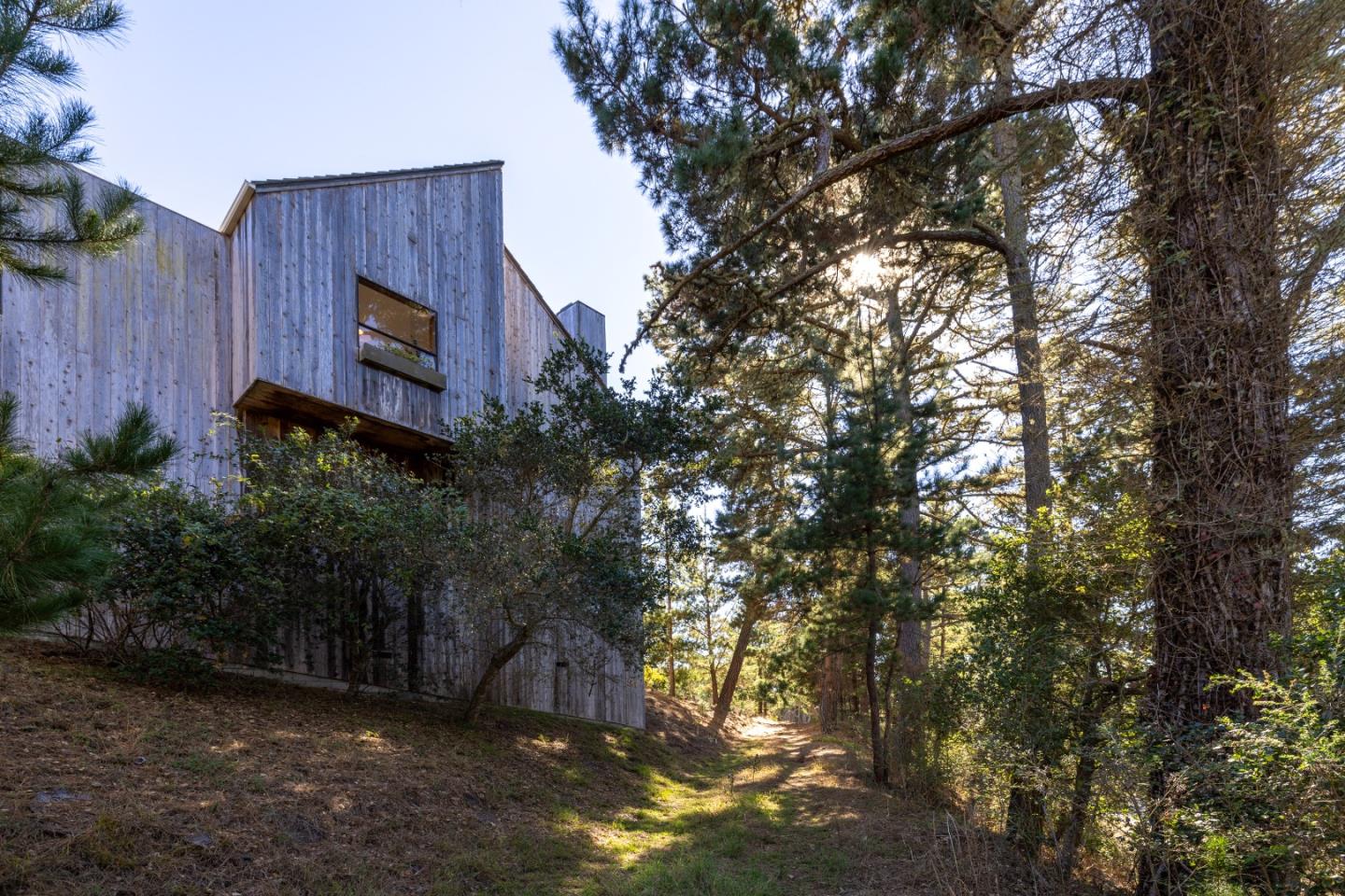 Detail Gallery Image 38 of 44 For 24520 Outlook Dr #16,  Carmel,  CA 93923 - 3 Beds | 2 Baths