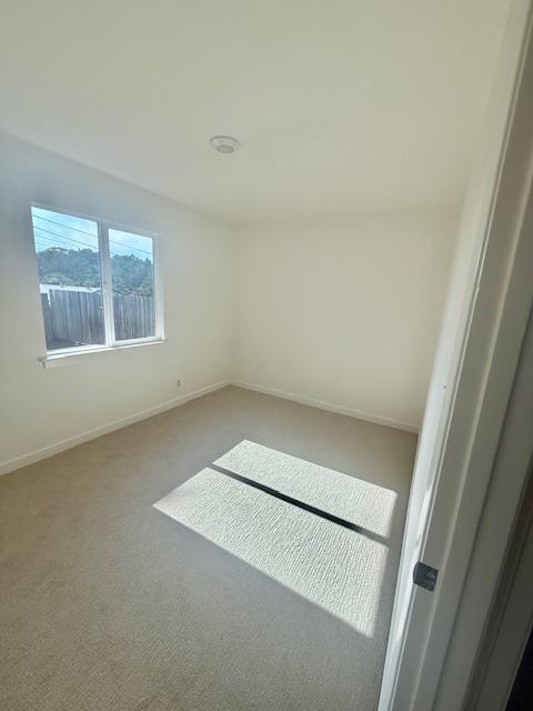 Detail Gallery Image 10 of 15 For 3981 Pacific Heights Blvd, San Bruno,  CA 94066 - 4 Beds | 2 Baths