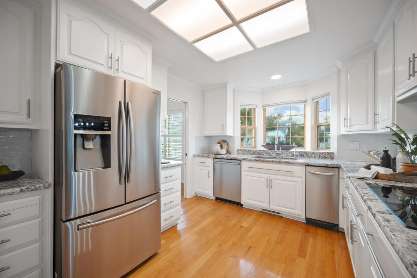 Detail Gallery Image 13 of 47 For 17252 Sandalwood Way, Morgan Hill,  CA 95037 - 4 Beds | 2/1 Baths