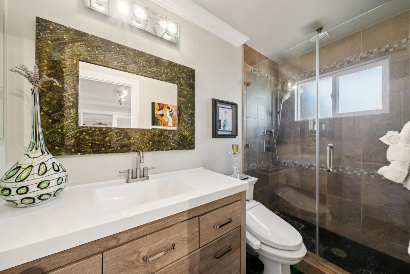 Detail Gallery Image 24 of 60 For 861 Flin Way, Sunnyvale,  CA 94087 - 4 Beds | 3 Baths