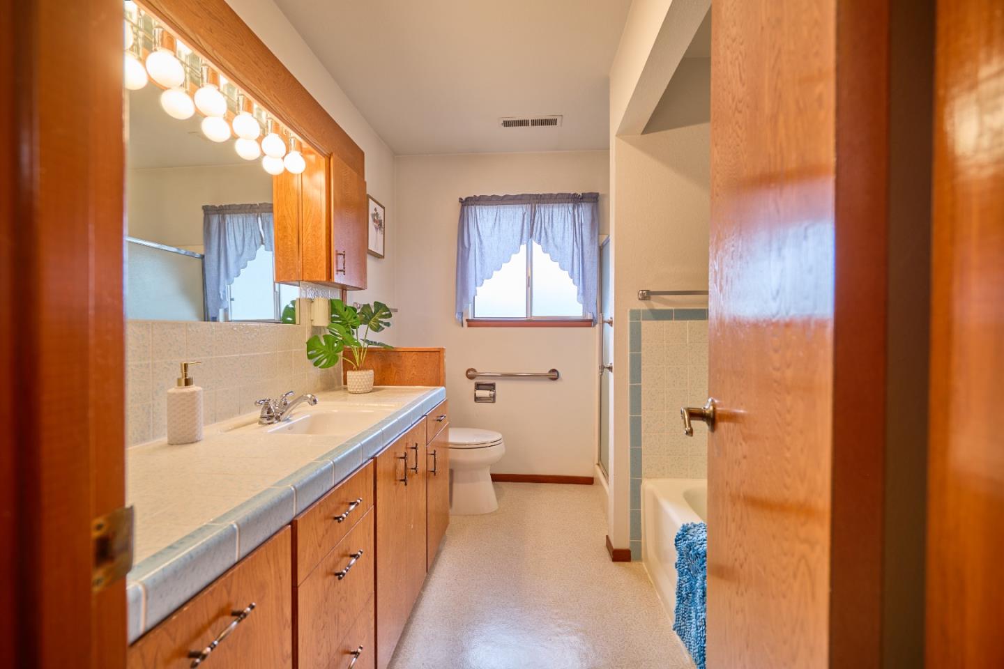 Detail Gallery Image 15 of 26 For 2600 Garin Rd, Royal Oaks,  CA 95076 - 2 Beds | 1/1 Baths